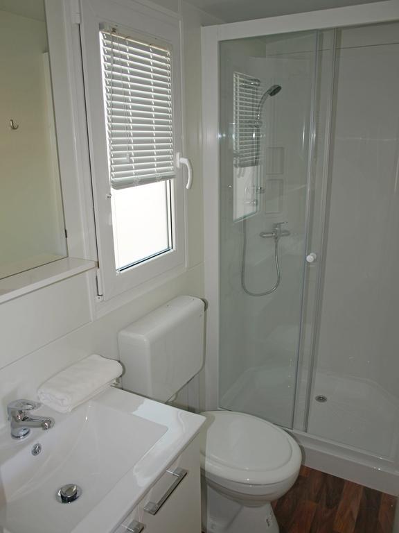 Camping Adria Mobile Home Park ウマグ 部屋 写真